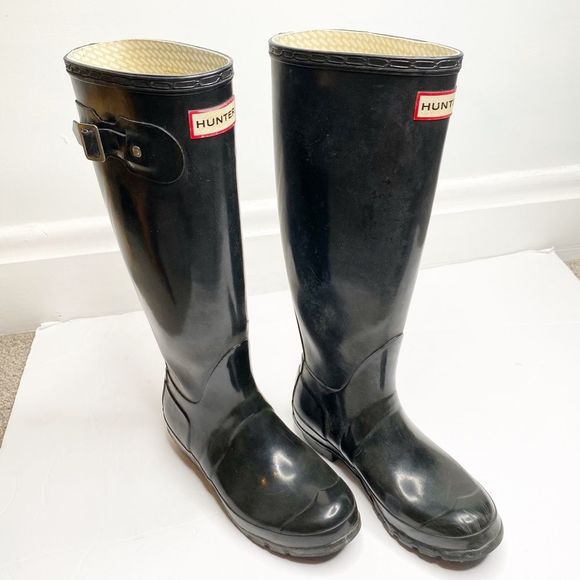 Hunter Shoes - Hunter Tall Glossy Boot in Black